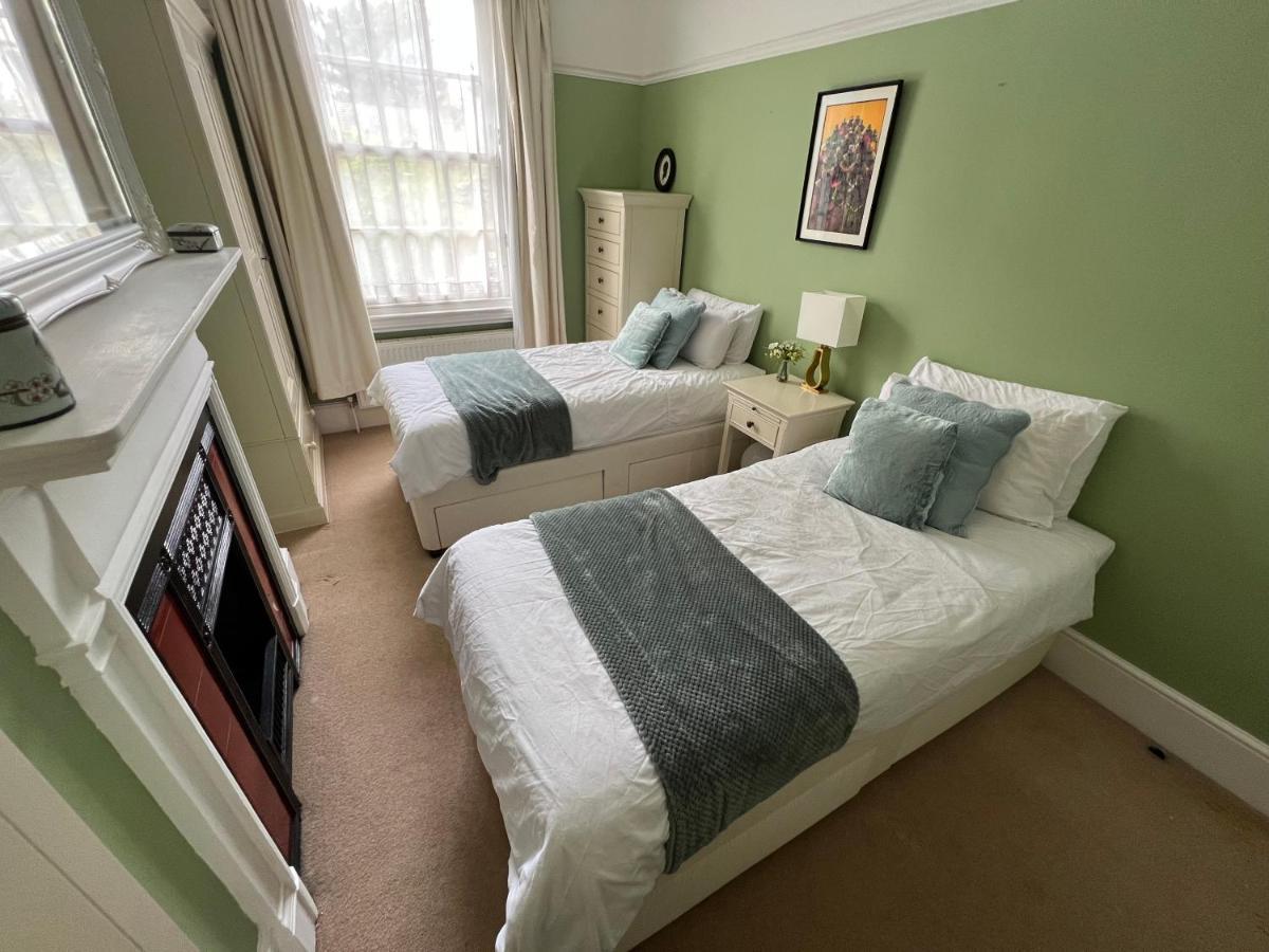 The Victorian * Surbiton